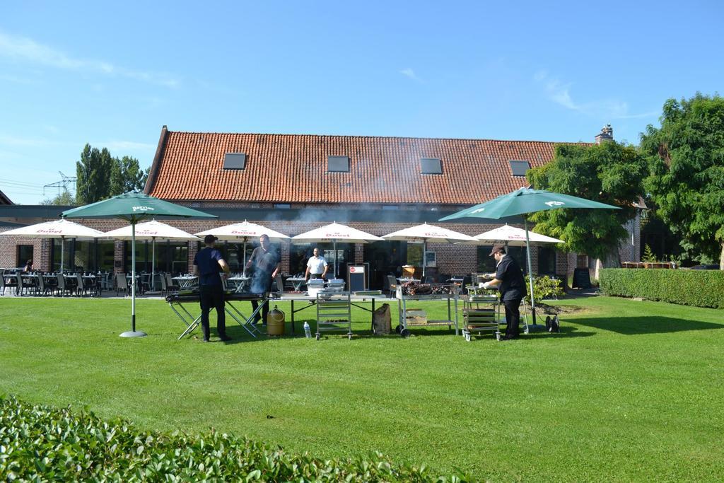 Le Domaine Des Cigognes Hotel Ennevelin Ngoại thất bức ảnh