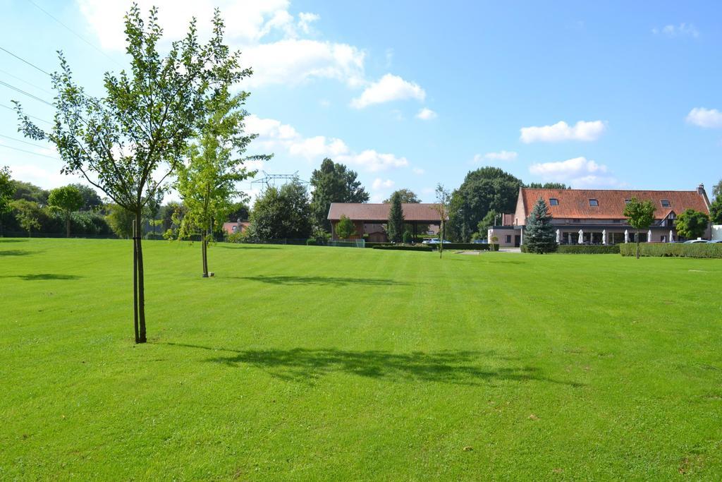 Le Domaine Des Cigognes Hotel Ennevelin Ngoại thất bức ảnh