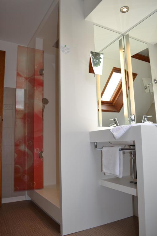Le Domaine Des Cigognes Hotel Ennevelin Phòng bức ảnh