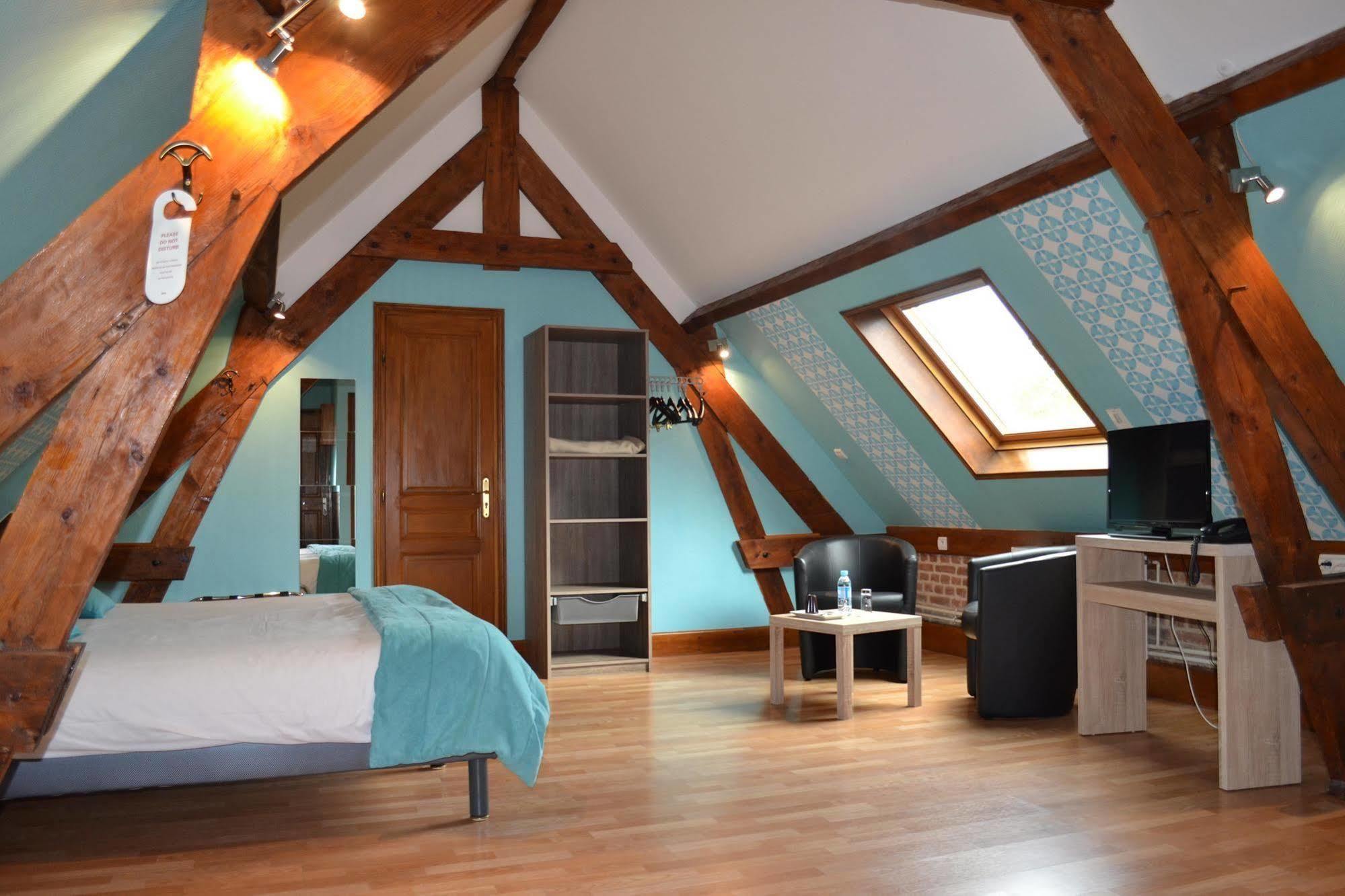 Le Domaine Des Cigognes Hotel Ennevelin Ngoại thất bức ảnh